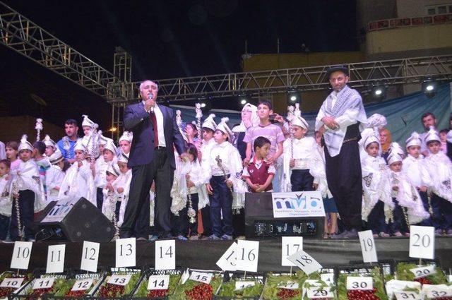 Yeşilli Kiraz Festivali Renkli Görüntülere Sahne Oldu