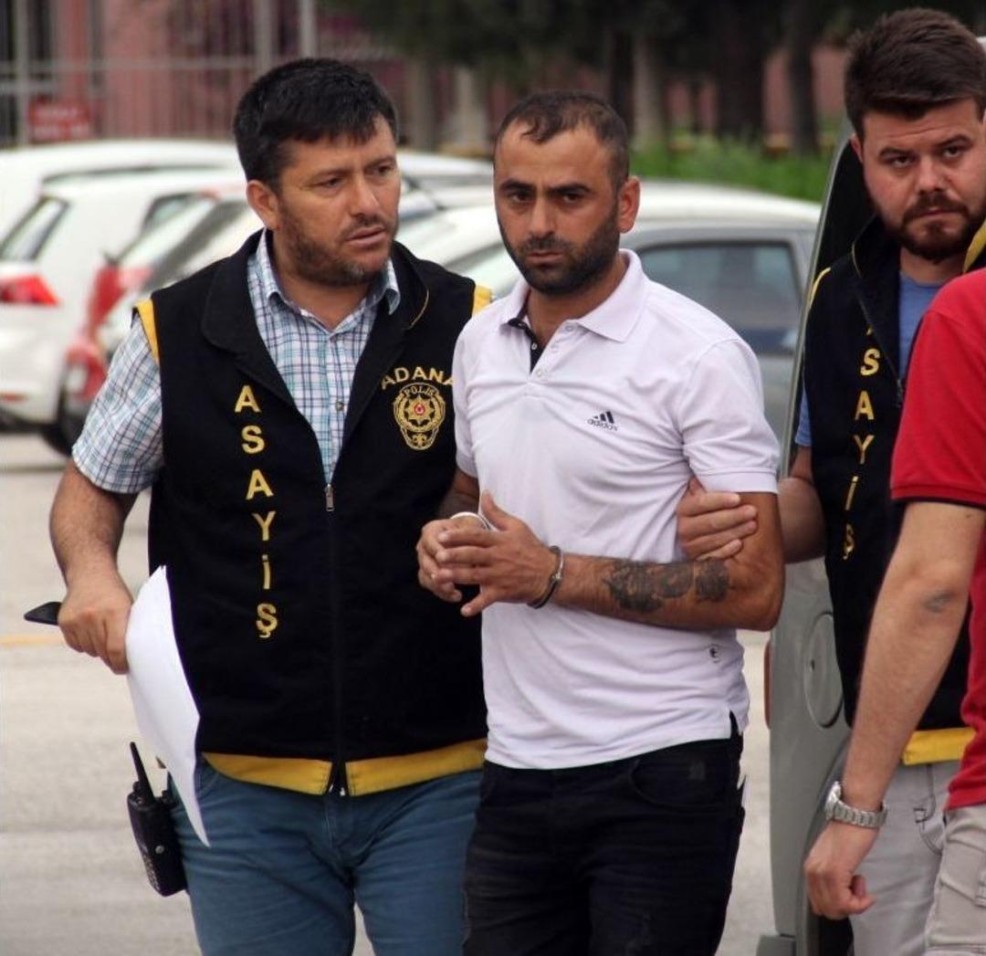 Aldattığını D&uuml;ş&uuml;nd&uuml;ğ&uuml; Karısını &Ouml;ld&uuml;rd&uuml;, "pişmanım" Dedi