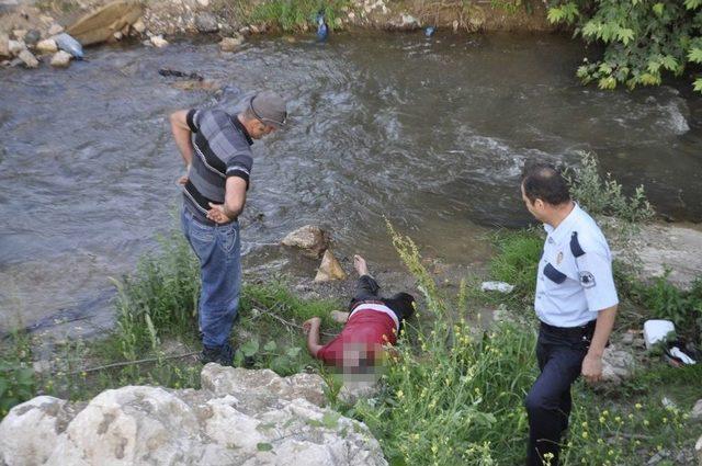 Madde Bağımlısı Gencin Derede Ölüm Kalım Savaşı