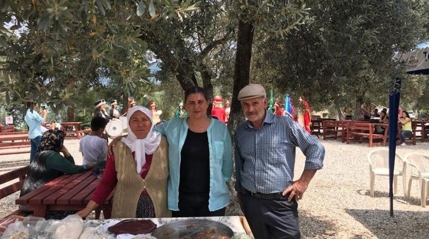 Başkan &Ccedil;er&ccedil;ioğlu Babalar G&uuml;n&uuml;&rsquo;n&uuml; Vatandaşlarla Kutladı