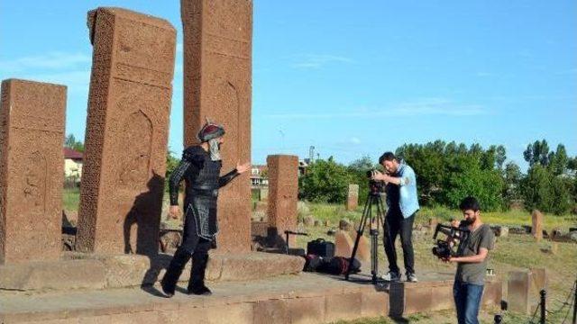 Dombra’Ya Ahlat’Ta Arapça Klip