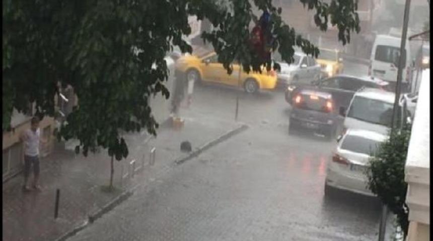 İstanbul'da Semt Yağmuru