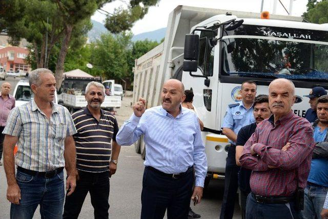 Belediye Görevlileri Arasındaki Atatürk Takı Tartışması Arbedeye Döndü