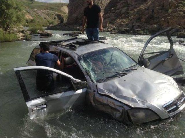 Cip, Zap Deresi'ne Uçtu: 1 Ölü, 5 Yaralı, 3 Kayıp