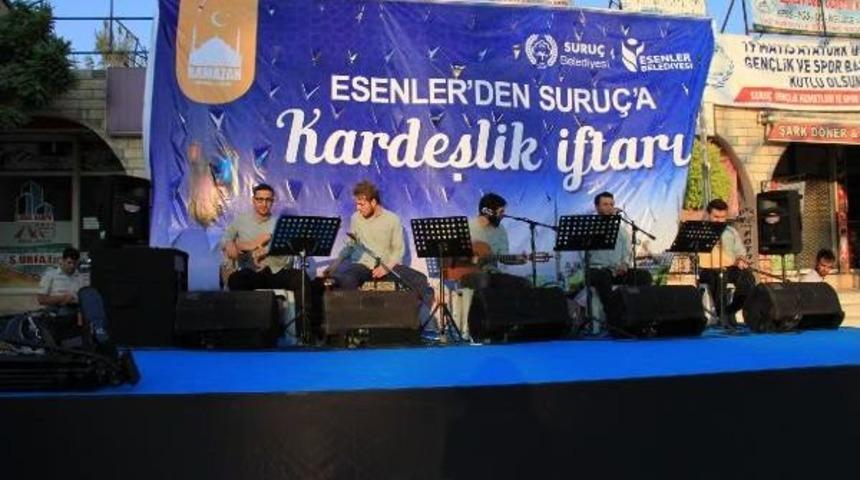 İstanbul'dan Suru&ccedil;'a Uzanan Iftar Sofrası