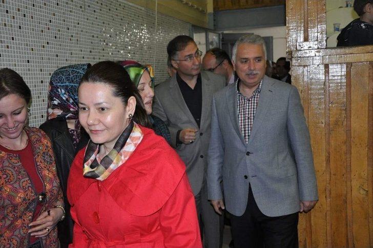 Sandıklı Belediyesi Geleneksel İftar Yemeği Etkinliğine Devam Etti G3