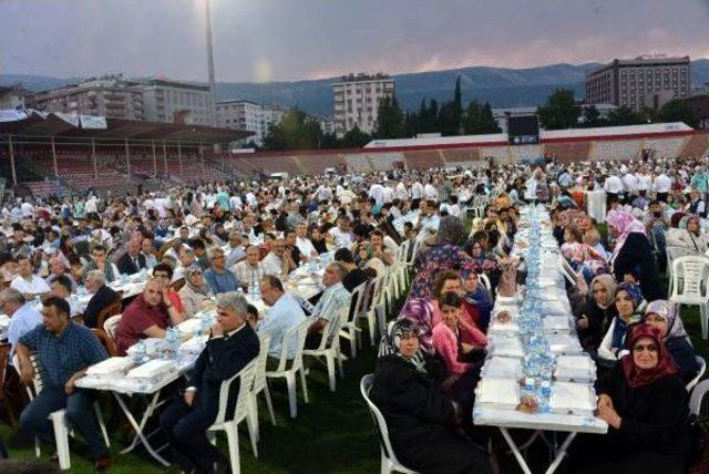 Bakan Eroğlu: Çalışmayan Müteahhitin Işini Bitiriyoruz (2)