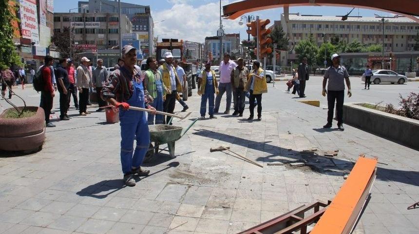 Beşyol&rsquo;daki Ucube G&ouml;r&uuml;nt&uuml;ler Kaldırıldı