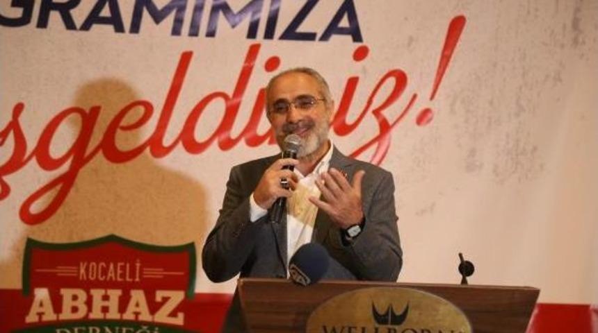 Cumhurbaşkanı Başdanışmanı Top&ccedil;u, Ahbaz&rsquo;Larla Oru&ccedil; A&ccedil;tı