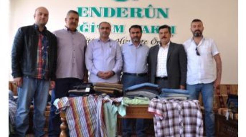 Birlik Vakfı Nevşehir&rsquo;de 300 &Ccedil;ocuk Ve Genci Giydirdi