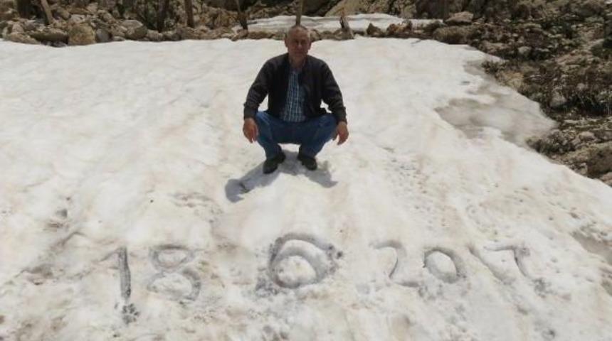 Akseki'de Haziran'da Karla M&uuml;cadele