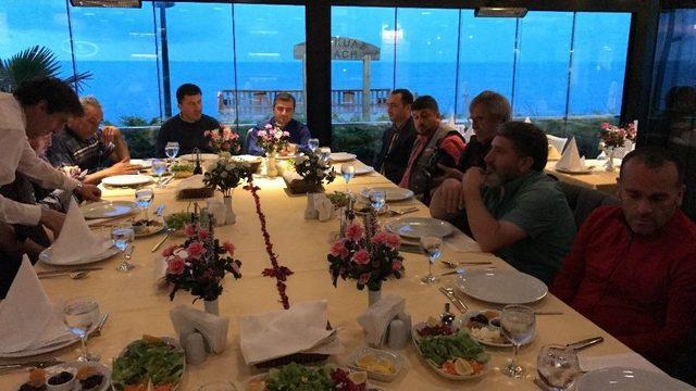 Başkan Yemenici, Basın Mensupları İle İftarda Bir Araya Geldi 2