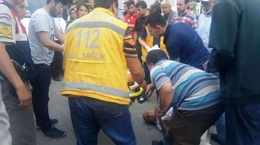 Motosiklet Yayaya Çarptı