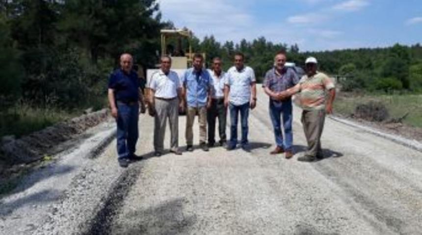 Yenice&rsquo;de K&ouml;y Yolları Asfaltlanıyor