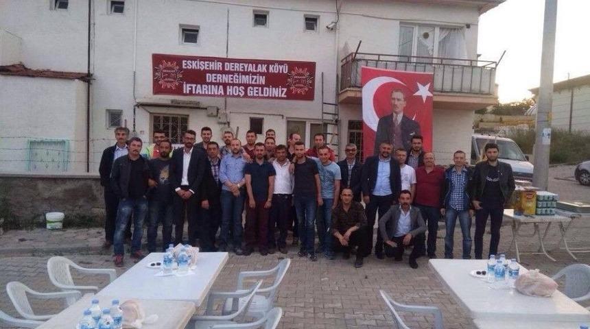 Dereyalak K&ouml;y&uuml; Derneğinden Bin Kişilik İftar Yemeği