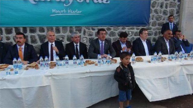 Bakan Zeybekci: Bu Millet Asla Esir Olmadı, Dizleri &Uuml;zerine &Ccedil;&ouml;kmedi 3