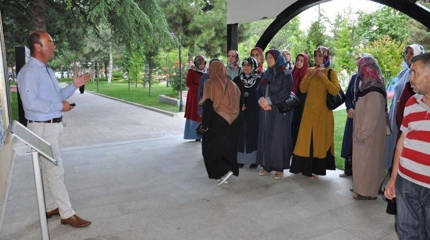 Tarih Şeridi Ve Şeyh Edebali T&uuml;rbesi Misafirlerini Ağırlamaya Devam Ediyor