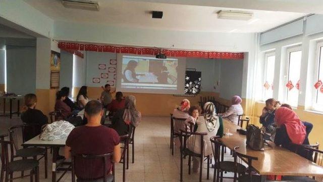 Öğretmenlerin Sene Sonu Mesleki Çalışmaları Devam Ediyor