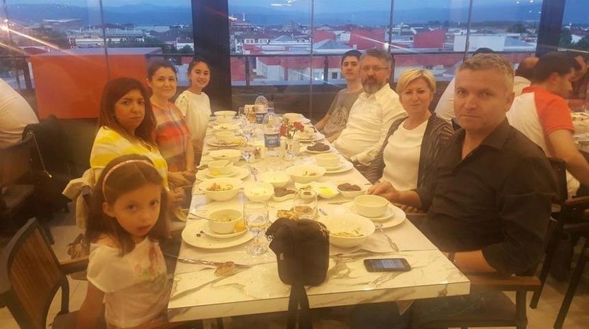 D&uuml;zce Barosu Avukatları İftarda Bir Araya Geldi