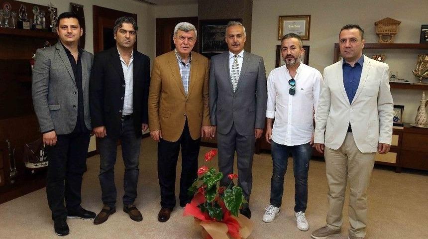 Başkan Karaosmanoğlu, "d&uuml;nyanın İlk On Ekonomisi İ&ccedil;erisine Gireceğiz"