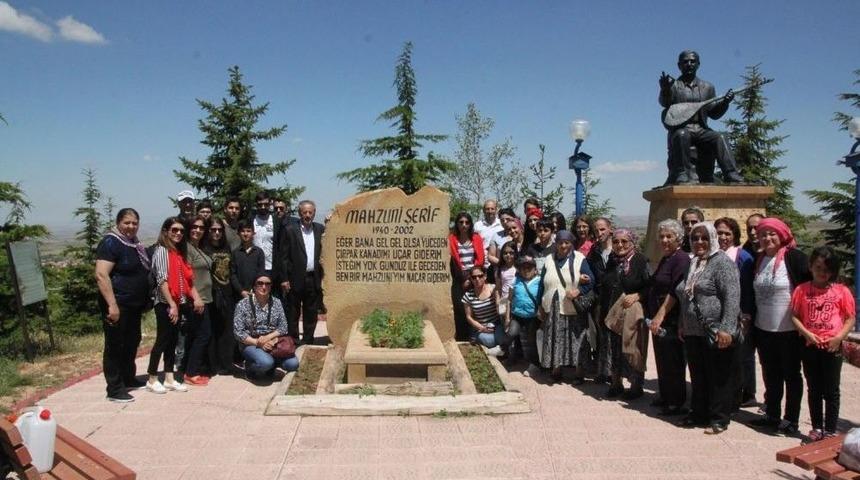Canlar Mevlana Ve Hacı Bektaş-ı Ziyaret Ediyor