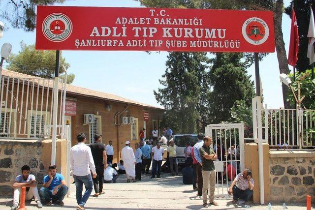 Sahur İçin Ekmek Almaya Giderken Geçirdiği Kazada Öldü