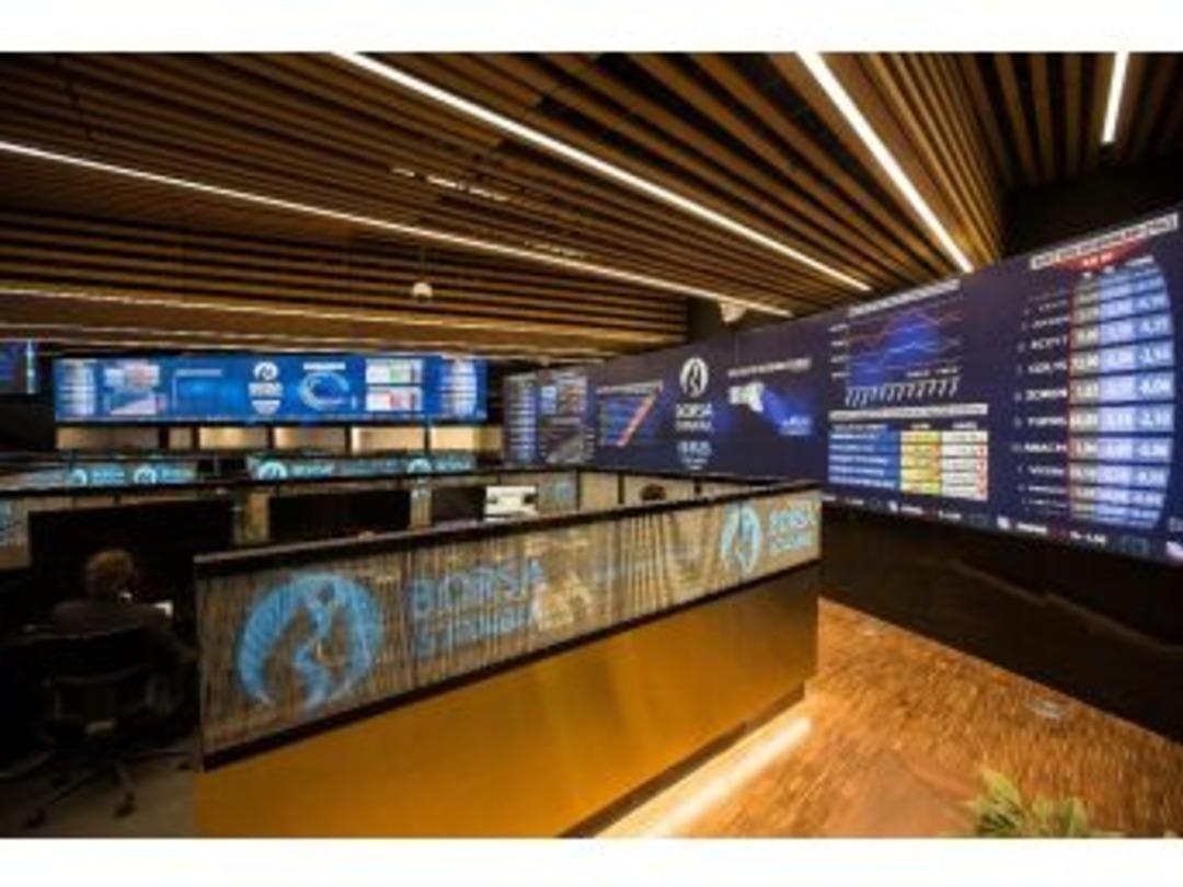 Borsa İlk Yarıda Düştü