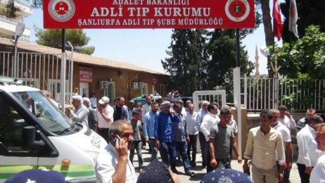 Sahurda Ekmek Almaya Giderken Kazada &Ouml;ld&uuml; 3