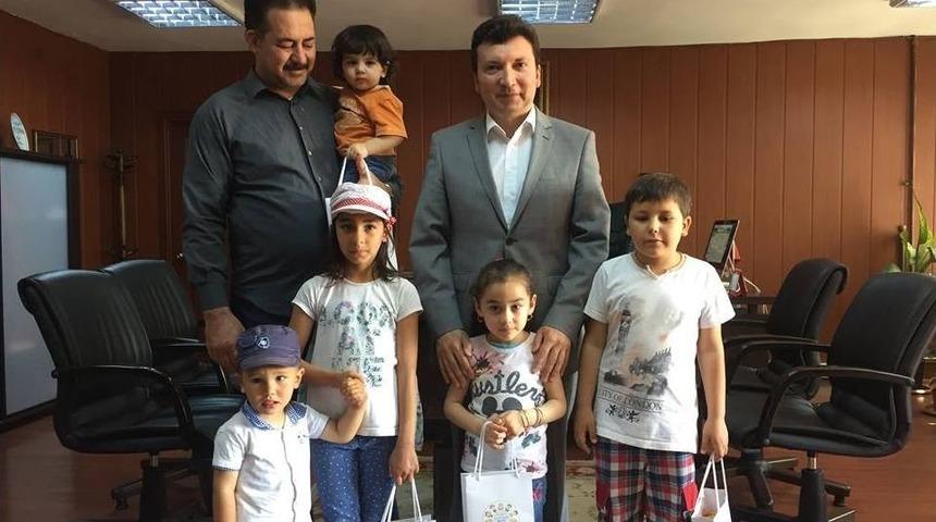 Ramazan Ayına Özel Çocuk Paketi Dağıtımları Devam Ediyor