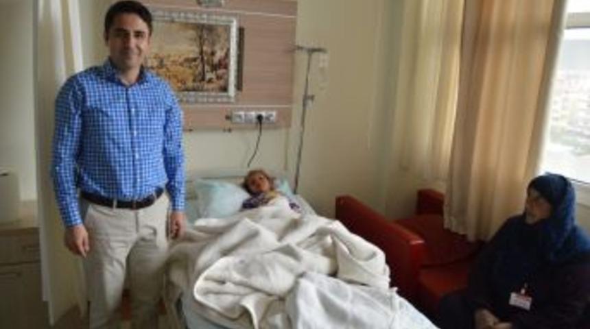 Suriyeli Bebek Ameliyat Edildi