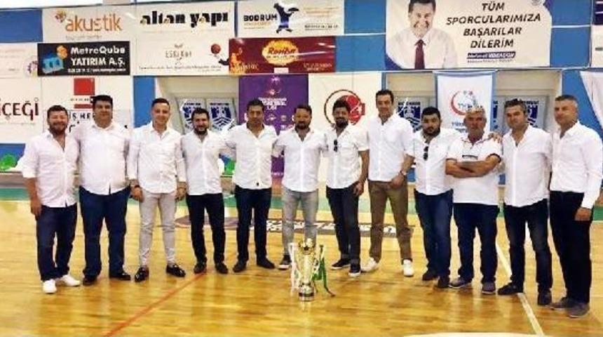 Bodrum Belediyesi Bodrumspor'da G&ouml;rev Dağılımı Yapıldı