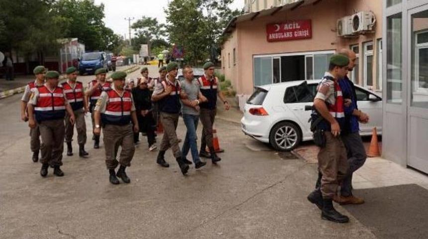 Firari Fet&ouml;'c&uuml;lerin Eşleri Yunanistan'a Ka&ccedil;arken Yakalandı