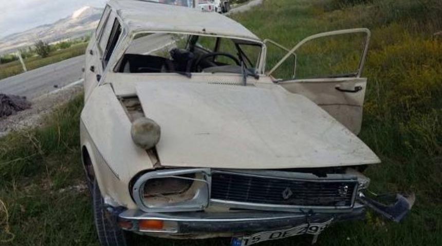 Burdur'da Kaza: 1 &Ouml;l&uuml;, 5 Yaralı