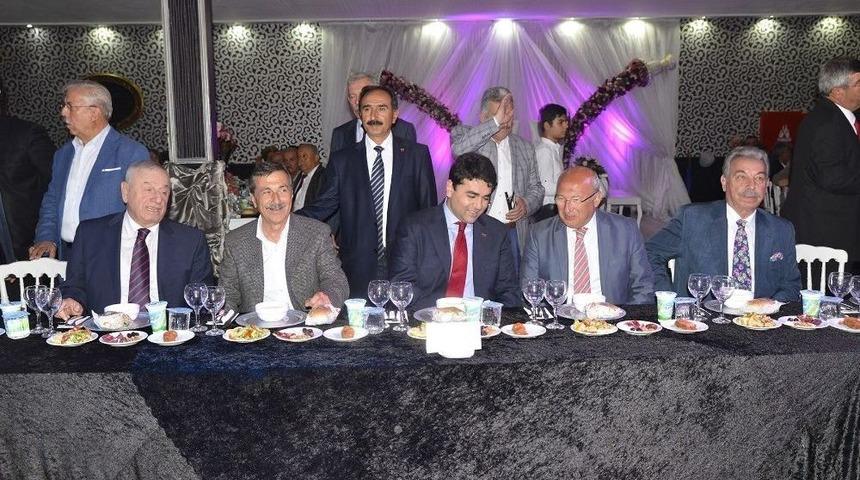 Başkan Ata&ccedil;, İftar Programlarına Katılmaya Devam Ediyor