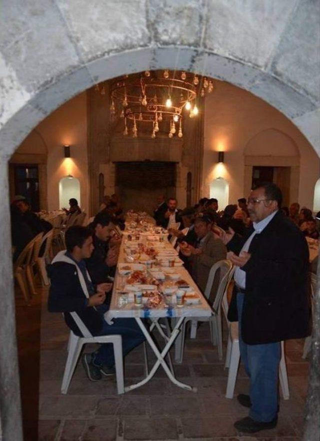 Seyyid Battal Gazi Külliyesinde İftar