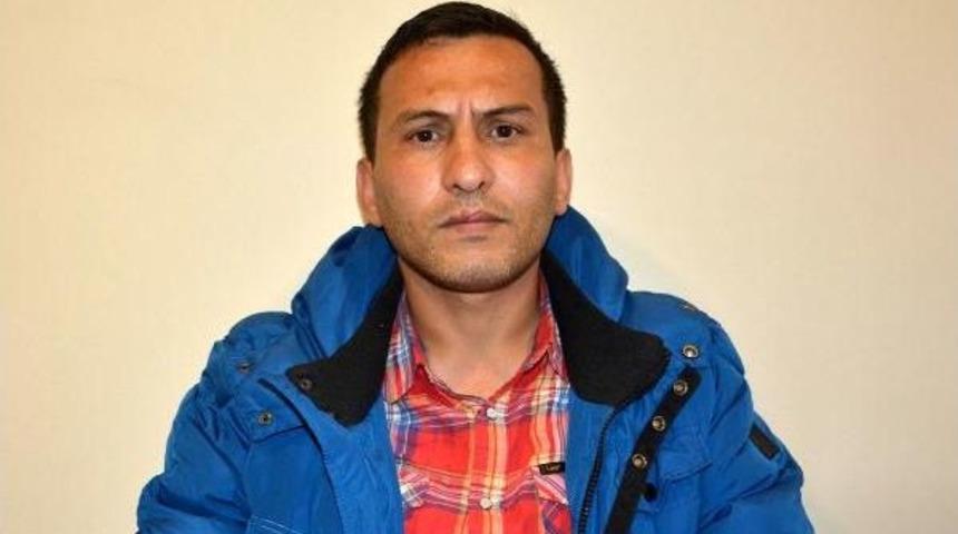 Okul M&uuml;d&uuml;r&uuml;ne 'dolandırıcılık' Ve 'sahtecilik' Soruşturması