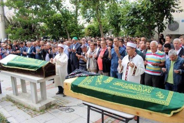 Dedesi Ve Babaannesini Öldüren Torun: Cinayetleri Bana Cinler Yaptırdı