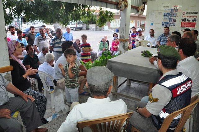 Milas Kaymakamı Arslan T&uuml;rkevleri&rsquo;nde Vatandaşlarla Buluştu 2
