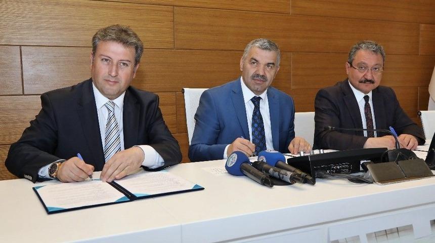 Erciyes &Uuml;niversitesi&rsquo;nde K&uuml;t&uuml;phane Yapım Protokol&uuml; İmzalandı