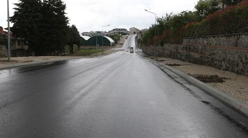 Altınışık Caddesi Sıcak Asfaltla Buluştu