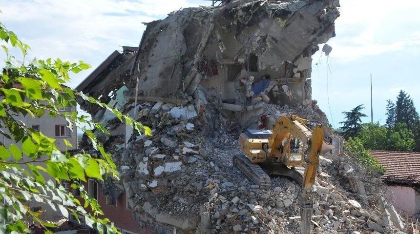 Edirne &Ouml;ğretmenevi Binası Yıkıldı