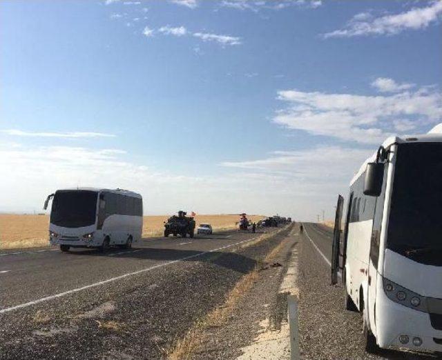 Diyarbakır'da Polis Aracıyla Minibüs Carpıştı: 2 Ölü, 9'u Polis 19 Yaralı/ek Fotoğraflar