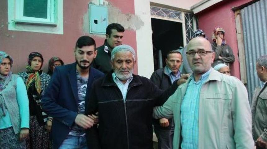 Şehit Uzman &Ccedil;avuş Erol'un Cenazesi Konya'ya Getirildi (3)