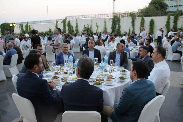 İş &Ccedil;evreleri Diemder İftarında Buluştu 1