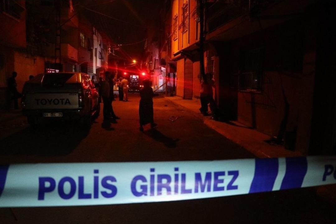 Baba Oğul Duvar Y&uuml;z&uuml;nden İki Kardeşi &Ouml;ld&uuml;rd&uuml;