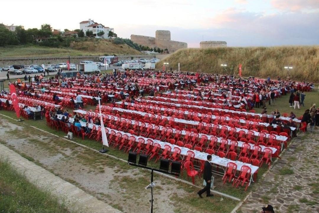 Tarihi Namazgah Tabyaları&rsquo;nda İftar A&ccedil;tılar