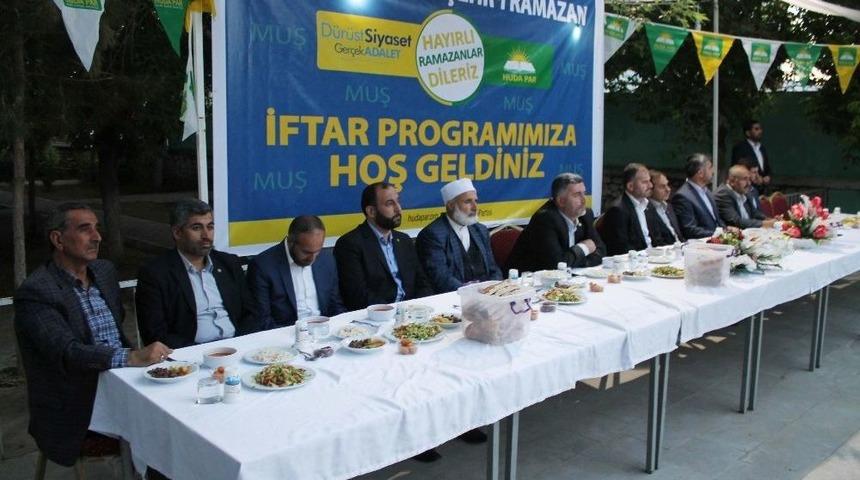 H&uuml;da-par&rsquo;dan Muş&rsquo;ta İftar