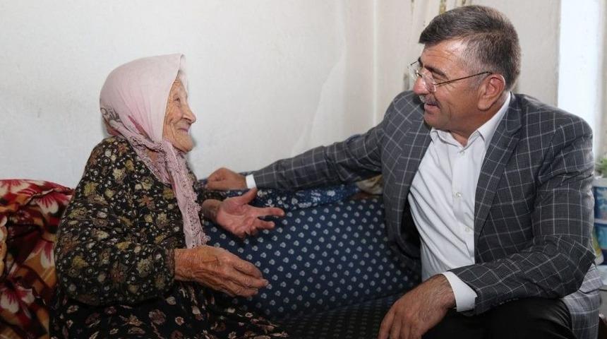 Niğde Belediye Başkanı Faruk Akdoğan, "ramazan&rsquo;ın Maneviyatını Vatandaşımızla Yaşıyoruz"