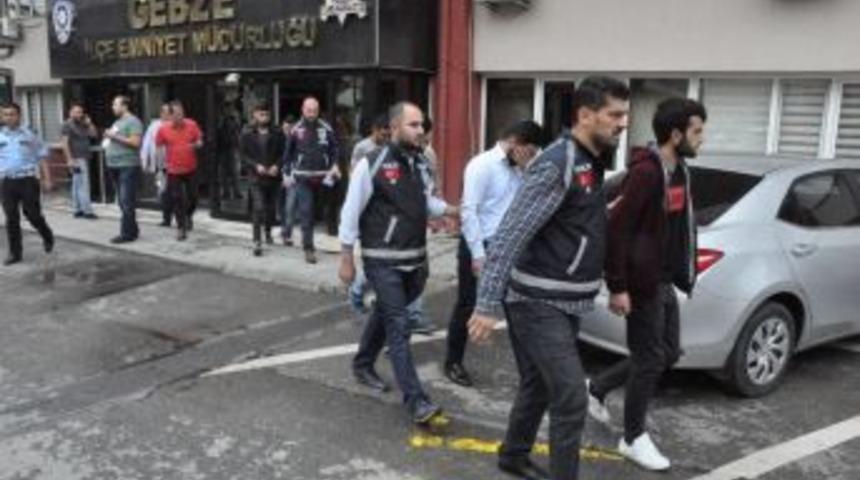 Oto Hırsızlığı Operasyonunda 8 Kişi Tutuklandı