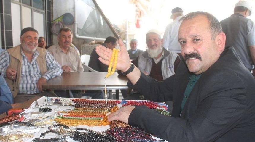 &Ccedil;oruh Kenarında Tespih Pazarı